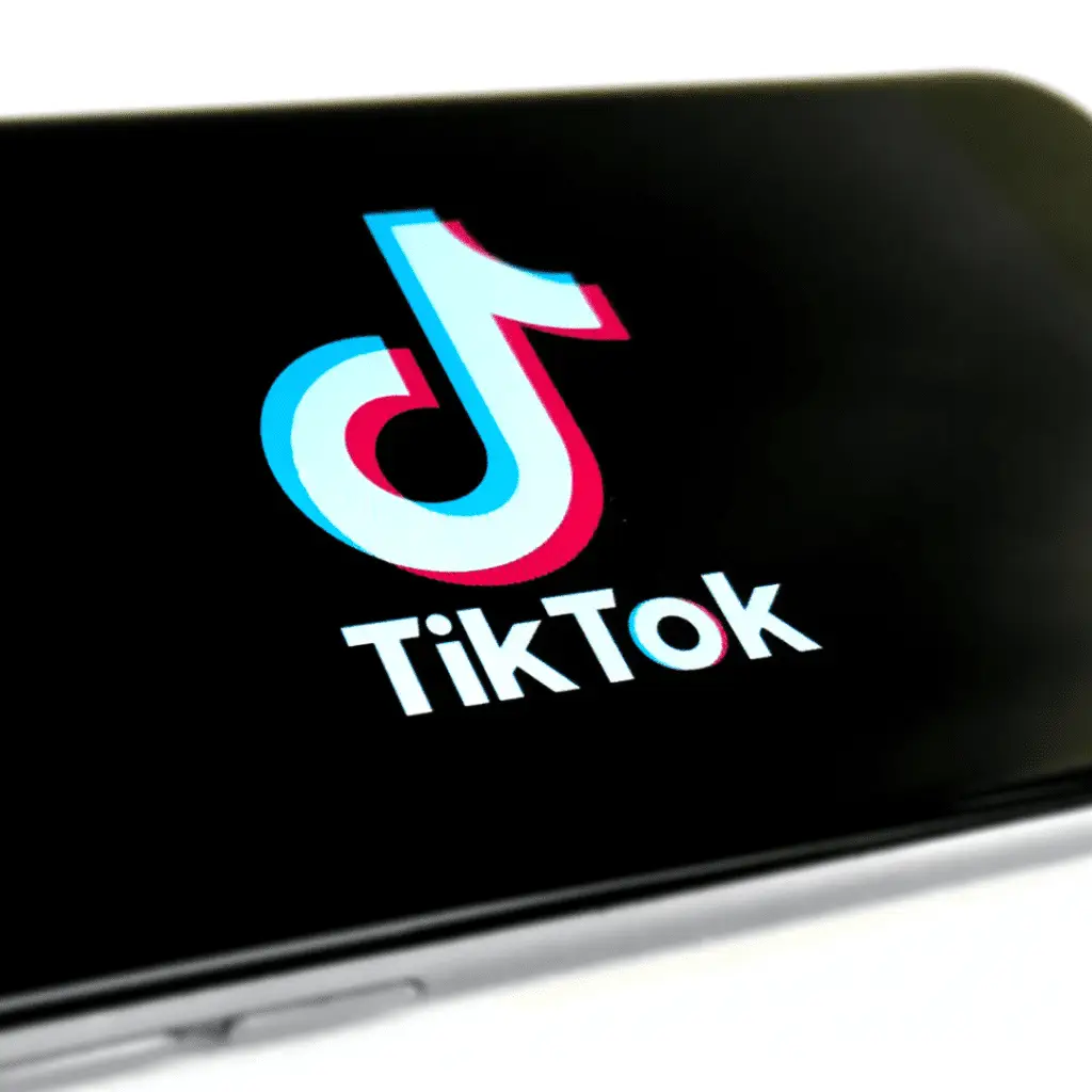 TikTok_Phone