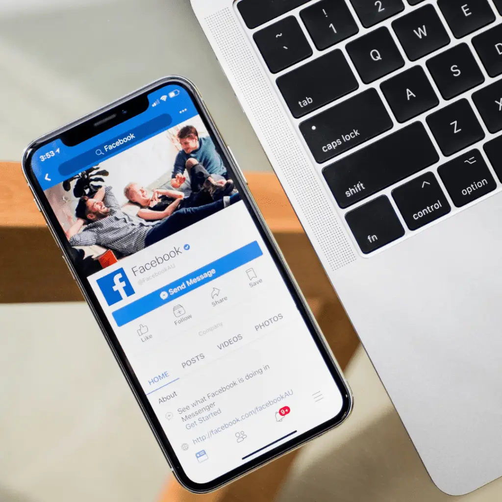 Facebook App_Phone